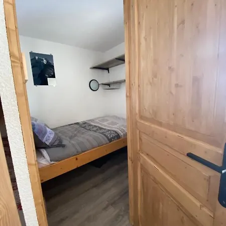 T2 Montagne En Etage Eleve. Daire